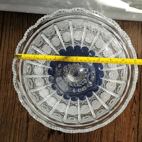 Miller Crystal large pedestal bowl - Picture 12 of 17